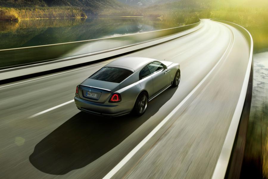  Rolls-Royce Wraith by Spofec 2014 года  (фото 7 из 19)